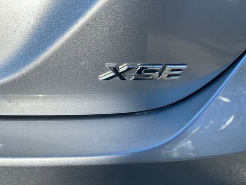 Used 2024 Toyota Camry XSE FWD image 9