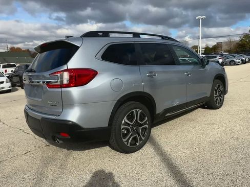 Certified 2025 Subaru Ascent Limited image 8