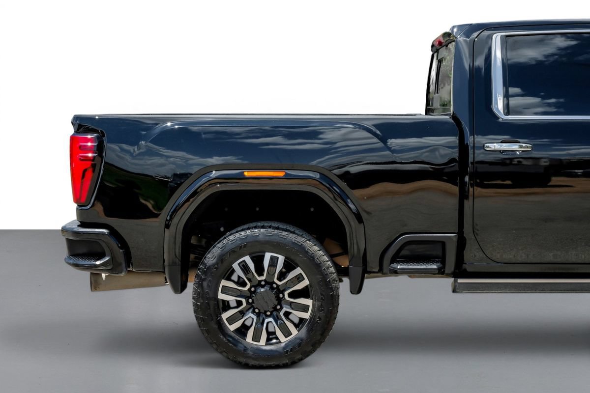 Used 2024 GMC Sierra 2500 Denali Ultimate w/ Max Trailering Package AWD/4WD image 6