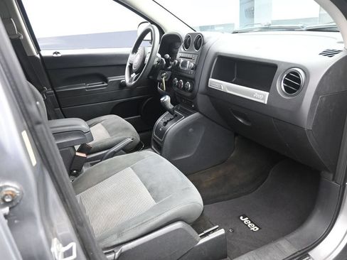 Used 2016 Jeep Compass Sport FWD image 24