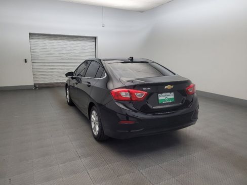 Used 2019 Chevrolet Cruze LT FWD image 5