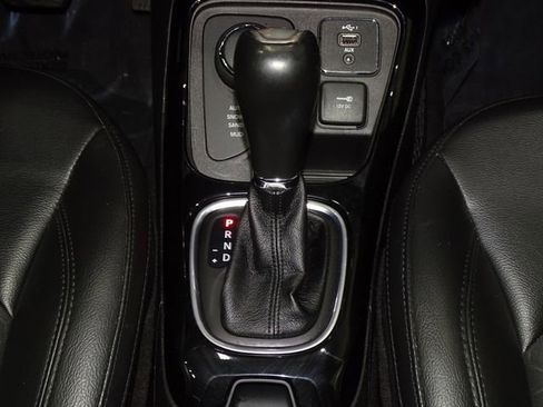 Used 2019 Jeep Compass Altitude image 28