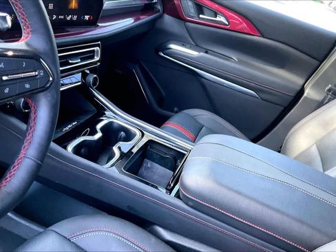 Certified 2024 Chevrolet Traverse RS w/ LPO, Floor Liner Package image 16