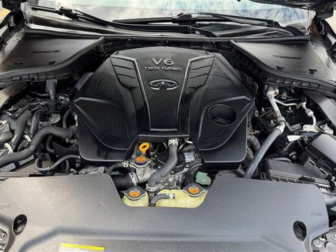 Used 2021 INFINITI Q60 3.0t Luxe w/ Essential Package AWD/4WD image 8