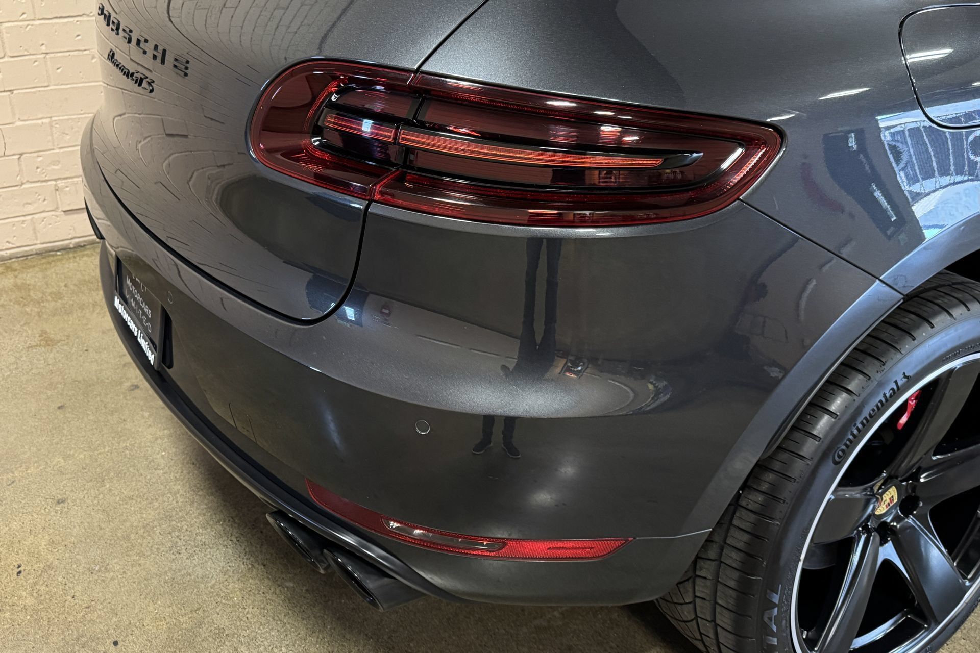 Used 2018 Porsche Macan GTS AWD/4WD image 17