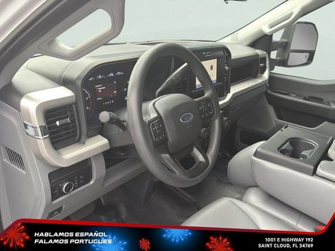 Used 2025 Ford F250 XL AWD/4WD image 13