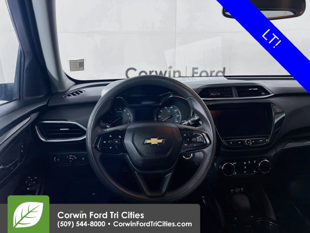 Used 2023 Chevrolet TrailBlazer LT w/ Convenience Package FWD image 26