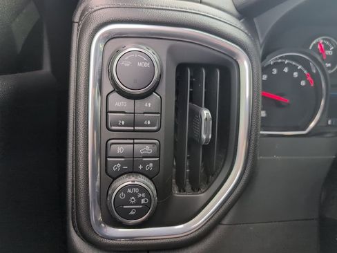 Used 2020 Chevrolet Silverado 1500 RST image 25