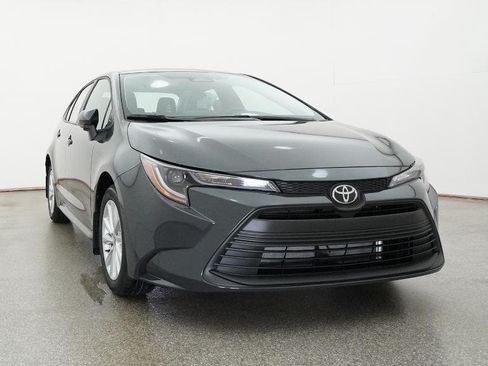 New 2026 Toyota Corolla LE w/ LE Premium Package FWD image 7