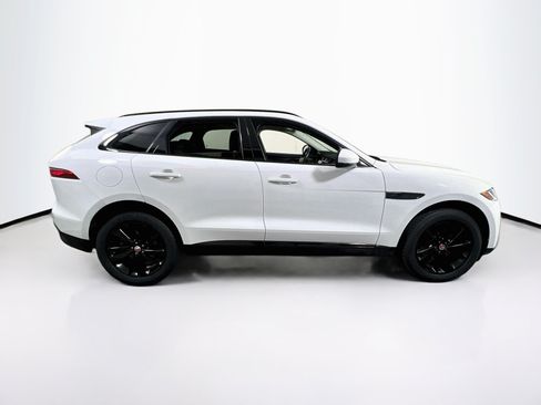 Used 2023 Jaguar F-PACE S AWD/4WD image 4