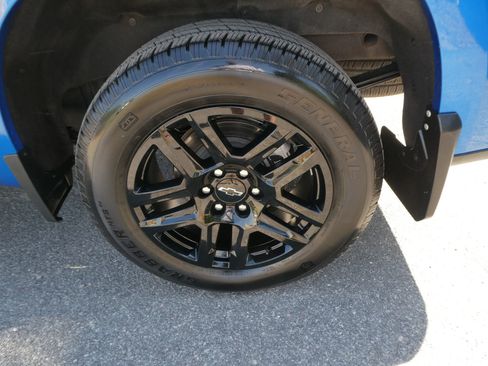 Used 2023 Chevrolet Silverado 1500 Custom w/ Rally Edition AWD/4WD image 30
