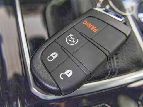 New 2026 Jeep Compass Latitude image 26