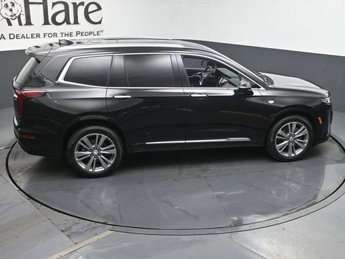 Used 2025 Cadillac XT6 Premium Luxury FWD image 42
