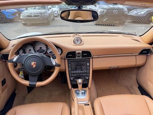 Used 2012 Porsche 911 Carrera 4S image 22