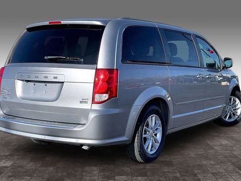 Used 2016 Dodge Grand Caravan SXT w/ Rear Park Assist Package image 2