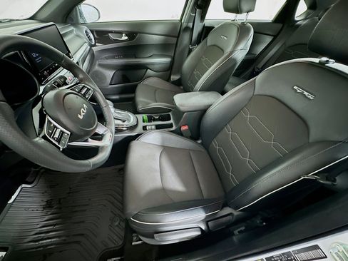 Used 2024 Kia Forte GT-Line image 13