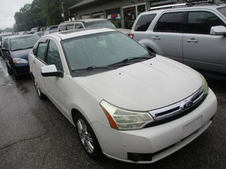 Used 2010 Ford Focus SEL image 1
