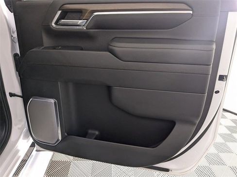 Used 2024 Chevrolet Silverado 3500 High Country image 32