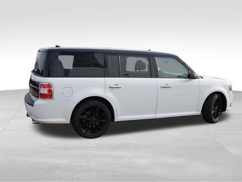 Used 2016 Ford Flex Limited w/ Limited Appearance Package AWD/4WD image 4
