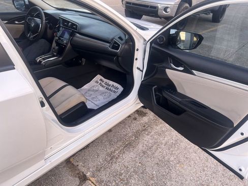 Used 2016 Honda Civic EX image 23