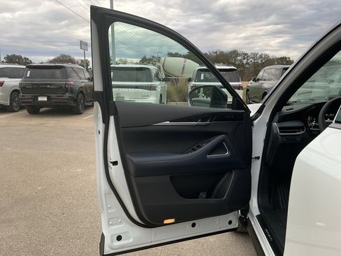 New 2026 INFINITI QX60 Sport w/ Dark Cargo Package image 23