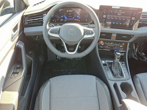 New 2026 Volkswagen Jetta SE image 7