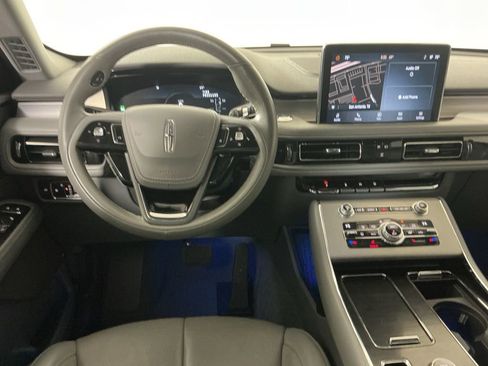 Used 2020 Lincoln Aviator Reserve image 9