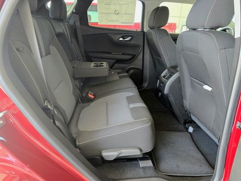 New 2025 Chevrolet Blazer LT image 17