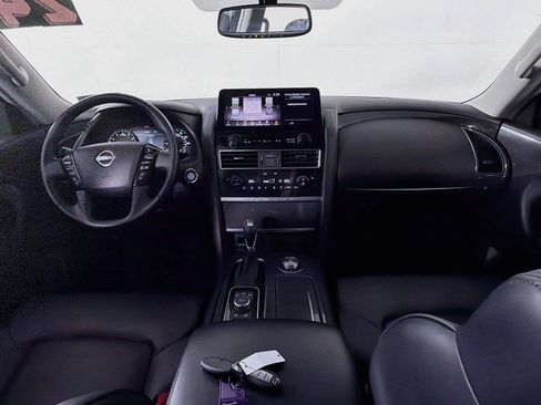 Used 2024 Nissan Armada SV AWD/4WD image 4