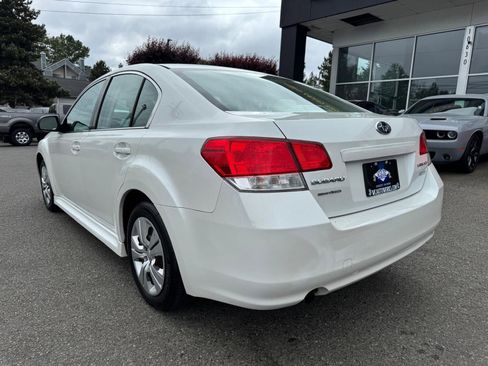 Used 2010 Subaru Legacy 2.5i AWD/4WD image 18