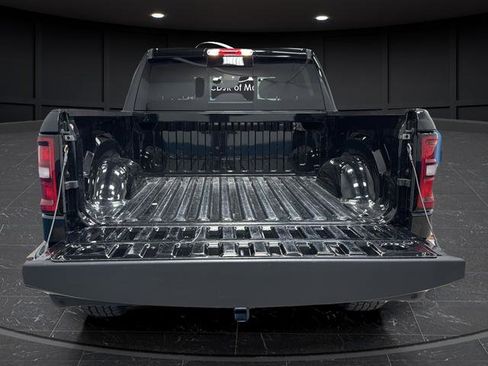 Used 2025 RAM 1500 Big Horn AWD/4WD image 24