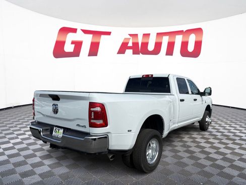 Used 2024 RAM 3500 Tradesman w/ Chrome Appearance Group image 7
