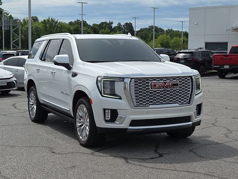 Certified 2023 GMC Yukon Denali AWD/4WD image 1