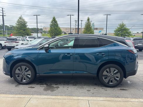 Used 2025 Nissan Murano SL AWD/4WD image 6