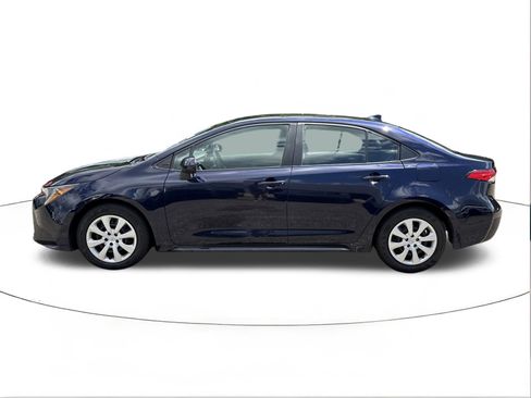 Used 2024 Toyota Corolla LE FWD image 6