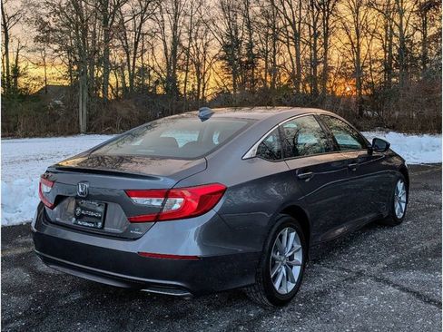 Used 2021 Honda Accord LX image 7