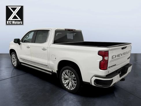 Used 2023 Chevrolet Silverado 1500 High Country image 4