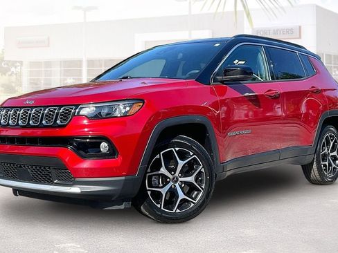 Used 2025 Jeep Compass Limited AWD/4WD image 29