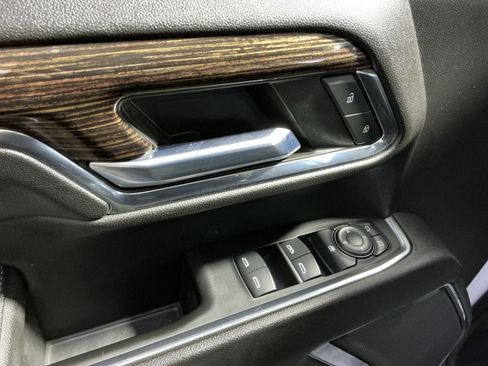 Used 2024 GMC Sierra 2500 SLE w/ SLE Convenience Package image 23