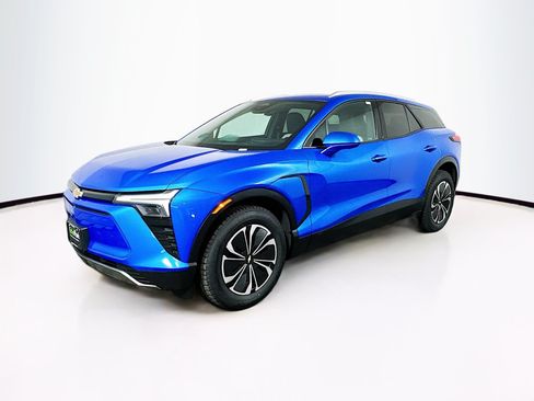 Used 2024 Chevrolet Blazer EV LT AWD/4WD image 3