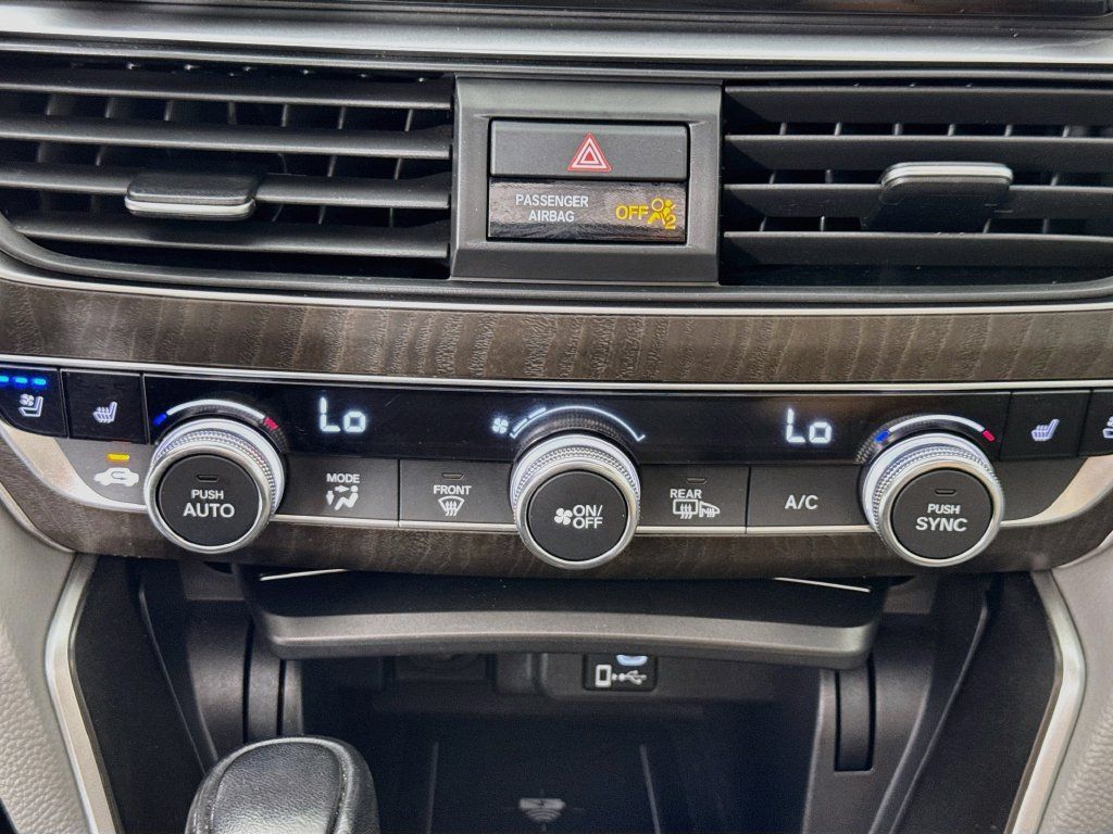 Used 2018 Honda Accord Touring image 21