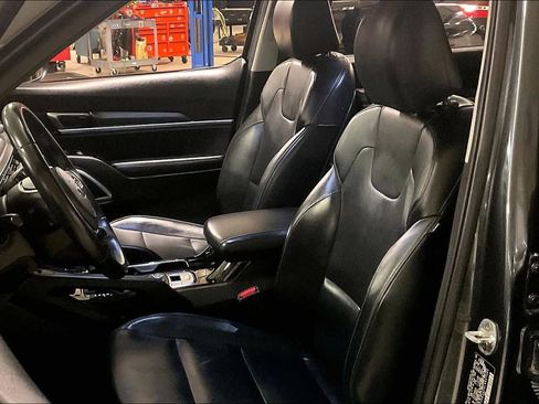 Used 2020 Kia Telluride S image 8