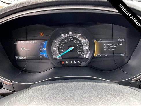 Used 2018 Ford Fusion SE w/ Fusion SE Technology Package FWD image 15