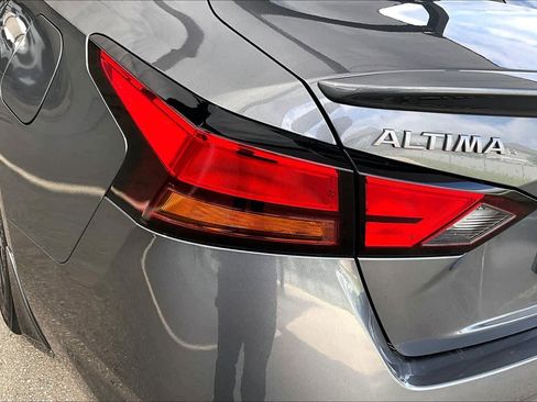 New 2026 Nissan Altima 2.5 SV FWD image 12