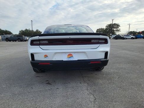 New 2026 Dodge Charger R/T Scat Pack image 4