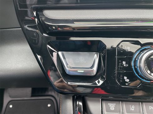 New 2026 GMC Sierra 2500 AT4 w/ AT4 Premium Plus Package image 17