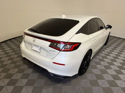 Used 2023 Honda Civic Sport image 6