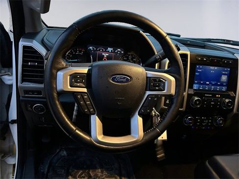 Used 2020 Ford F350 Lariat image 9