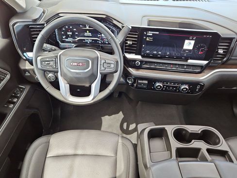 Used 2025 GMC Sierra 1500 SLT RWD image 13