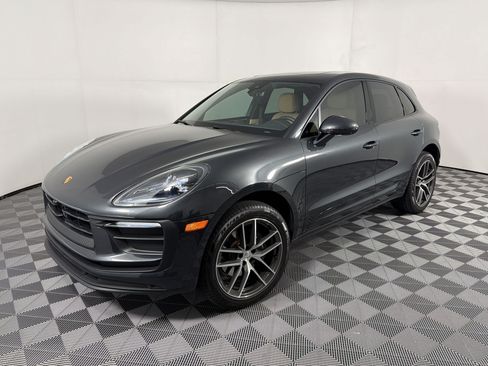 Certified 2026 Porsche Macan AWD/4WD image 1